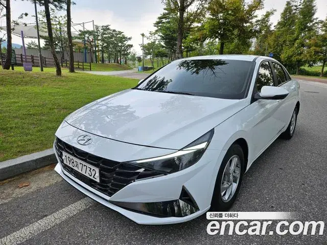 Hyundai The New Avante Hybrid 2021 — ფოტო 1/19