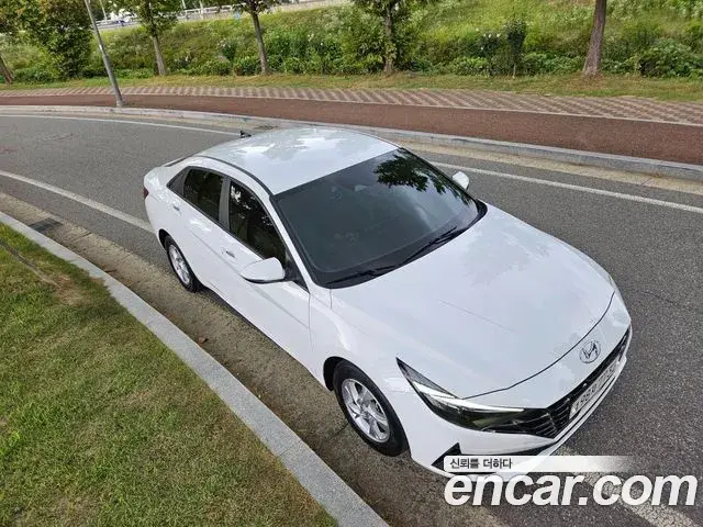 Hyundai The New Avante Hybrid 2021 — ფოტო 17/19