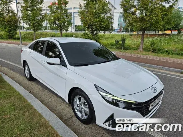 Hyundai The New Avante Hybrid 2021 — ფოტო 10/19