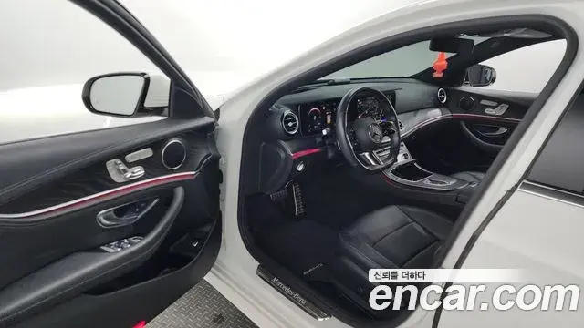 Mercedes-Benz E-Class 2020 — Şəkil 9/20