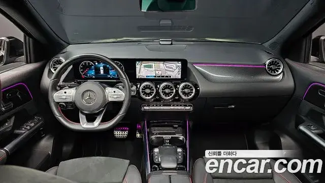 Mercedes-Benz GLA-Class 2023 — Фото 7/20