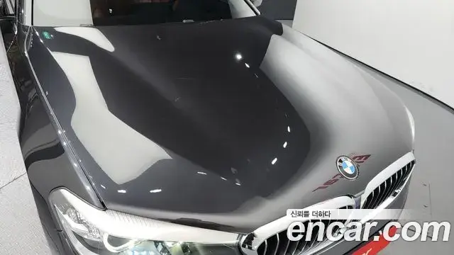 BMW 5 Series 2019 — Şəkil 18/20