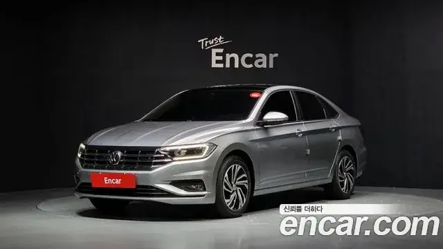 Volkswagen Jetta 2021 — ფოტო 8/20