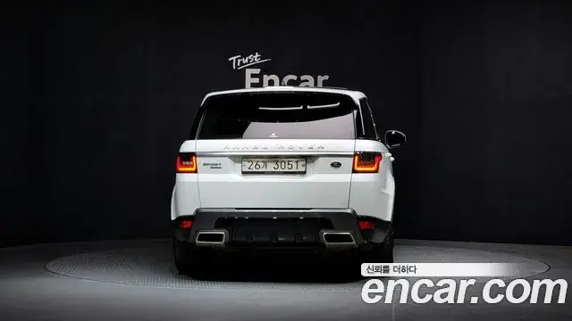 Land Rover Range Rover Sport 2018 — ფოტო 21/23