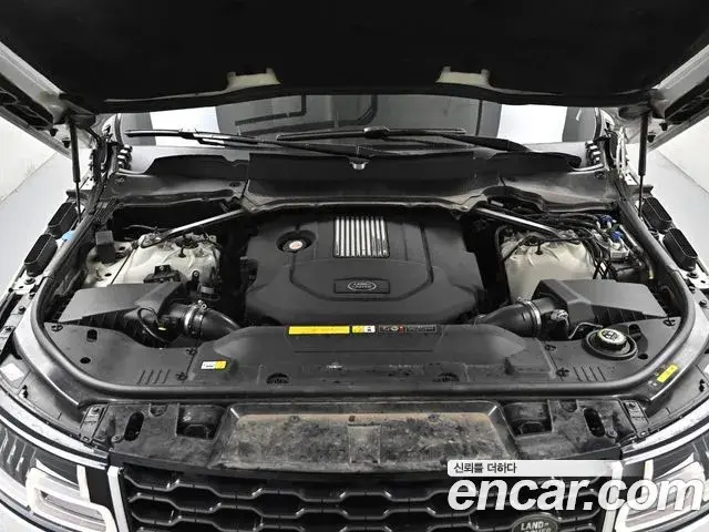 Land Rover Range Rover Sport 2018 — ფოტო 2/23