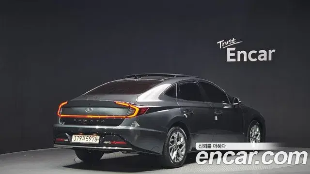 Hyundai Sonata 2019 — Фото 2/20