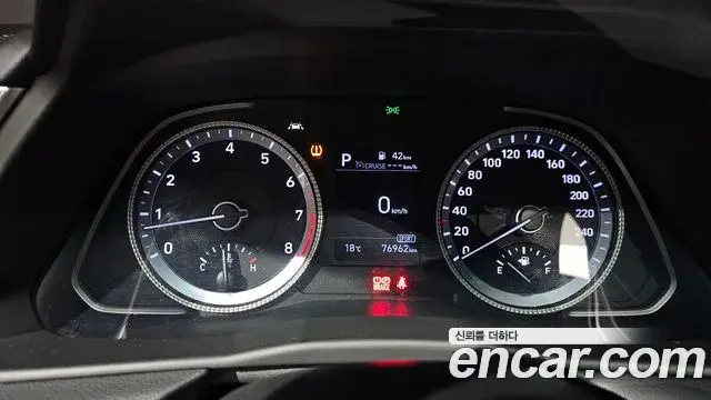 Hyundai Sonata 2019 — Фото 8/20
