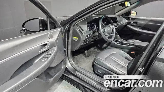 Hyundai Sonata 2019 — Фото 10/20