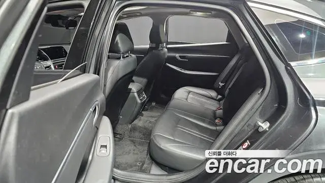 Hyundai Sonata 2019 — Фото 12/20