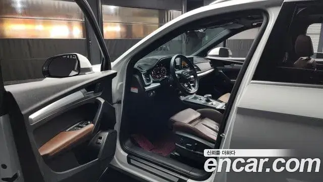 Audi Q5 2020 — ფოტო 10/20