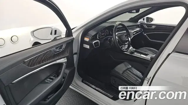 Audi A6 2022 — ფოტო 11/20