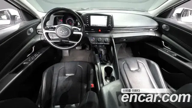 Hyundai The New Avante Hybrid 2021 — Photo 11/20