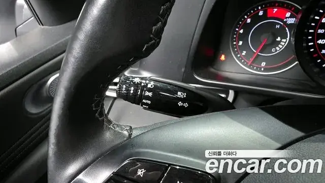 Hyundai The New Avante Hybrid 2021 — Photo 17/20