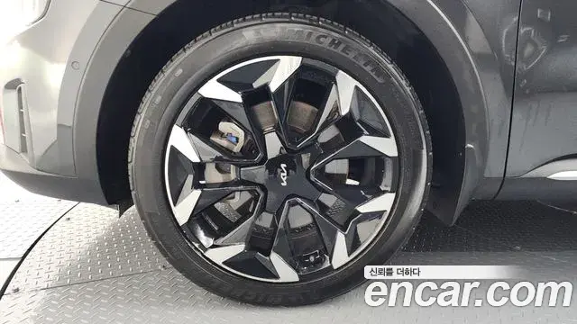 Kia Sorento 2023 — Şəkil 1/20