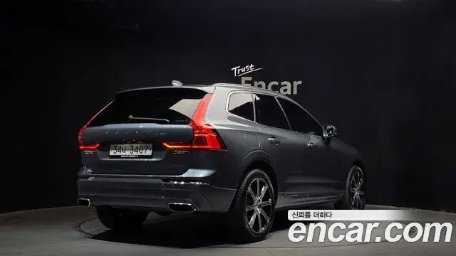 Volvo XC60 2018 — ფოტო 3/20