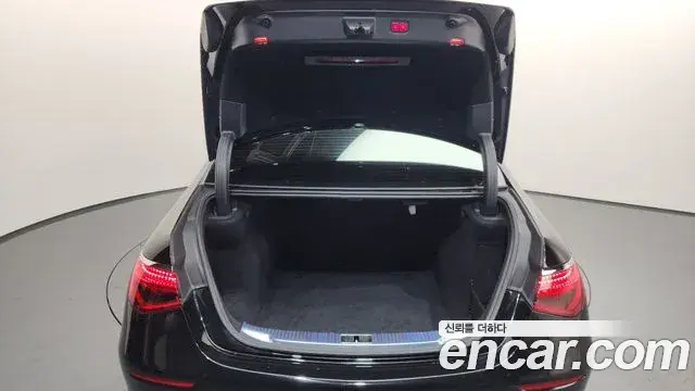 Mercedes-Benz S-Class 2022 — ფოტო 14/20