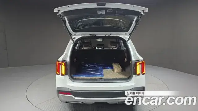 Kia Sorento 2024 — Şəkil 14/20