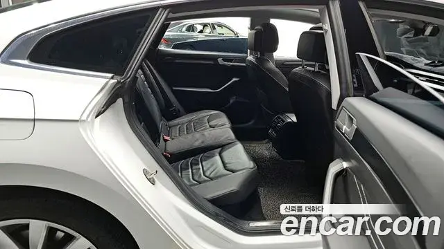 Volkswagen Arteon 2022 — Photo 2/20