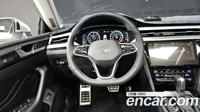 Volkswagen Arteon 2022 — Photo 8/20