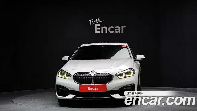 BMW 1 Series 2023 — Şəkil 15/20