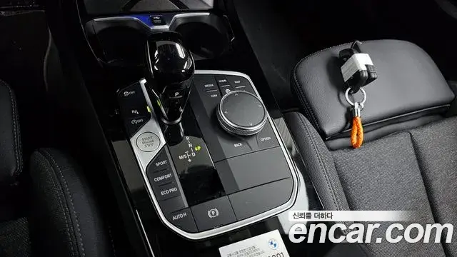 BMW 1 Series 2023 — Şəkil 13/20
