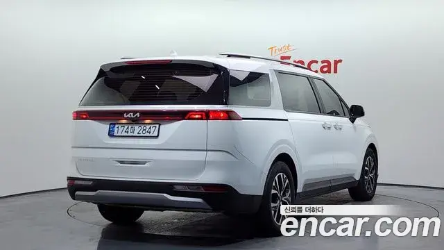 Kia Carnival 2022 — Фото 2/20