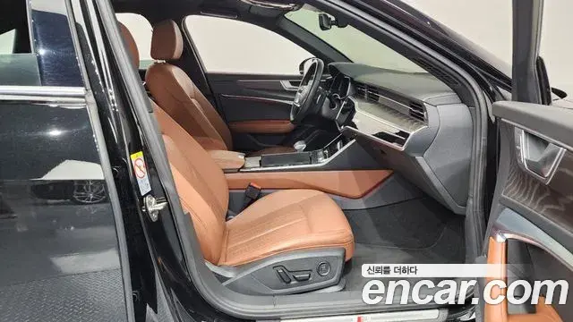 Audi A6 2022 — ფოტო 18/20