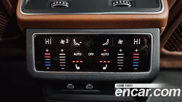 Audi A6 2022 — ფოტო 4/20