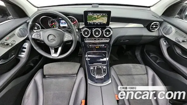 Mercedes-Benz GLC-Class 2019 — Photo 3/50