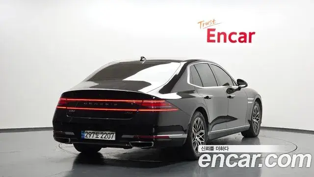 Genesis G90 2023 — ფოტო 17/20