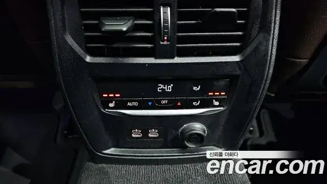 BMW 3 Series 2019 — Şəkil 10/20
