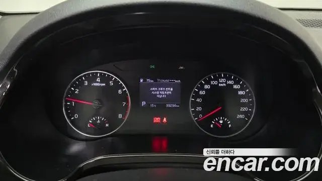 Kia Seltos 2021 — ფოტო 11/20