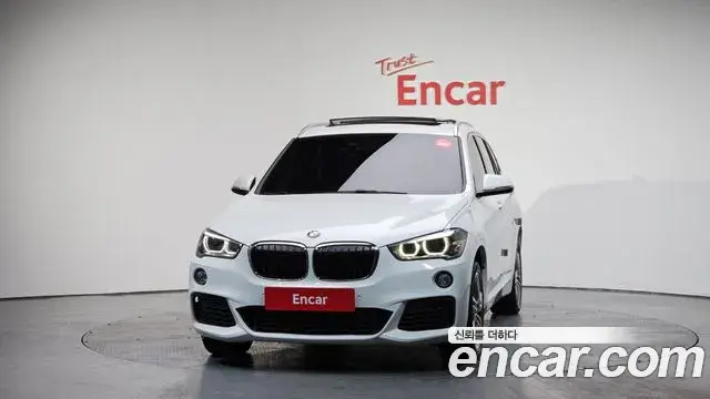 BMW X1 2019 — Şəkil 15/20