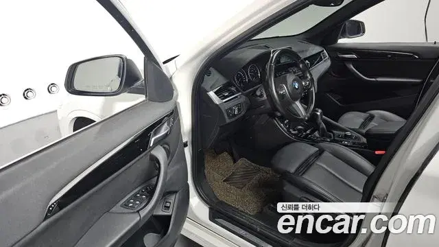 BMW X1 2019 — Şəkil 11/20
