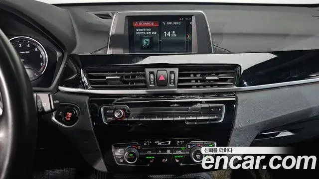 BMW X1 2019 — Şəkil 13/20