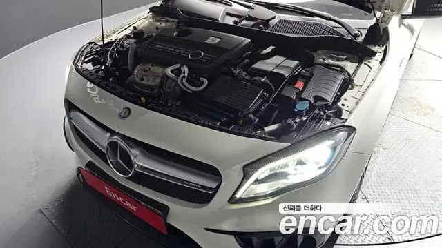 Mercedes-Benz GLA-Class 2018 — Фото 6/20
