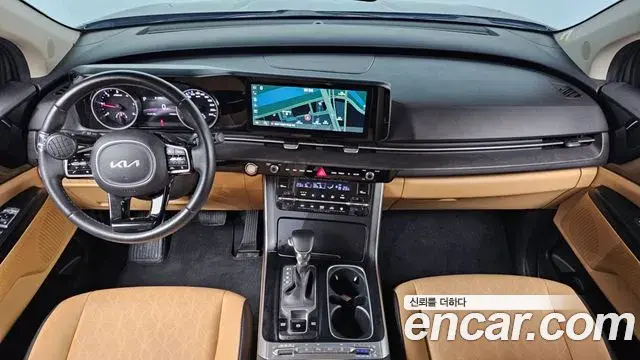 Kia Carnival 2022 — Photo 7/20