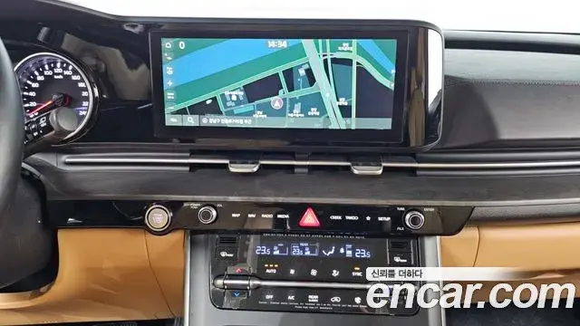 Kia Carnival 2022 — Photo 16/20