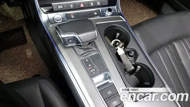 Audi A6 2020 — Şəkil 17/20