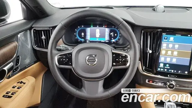 Volvo S90 2022 — Photo 10/20
