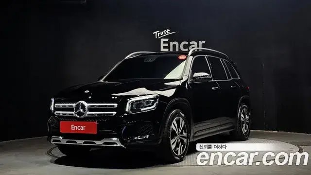 Mercedes-Benz GLB-Class 2020 — Photo 18/20