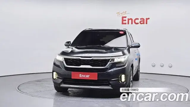 Kia Seltos 2022 — ფოტო 20/20