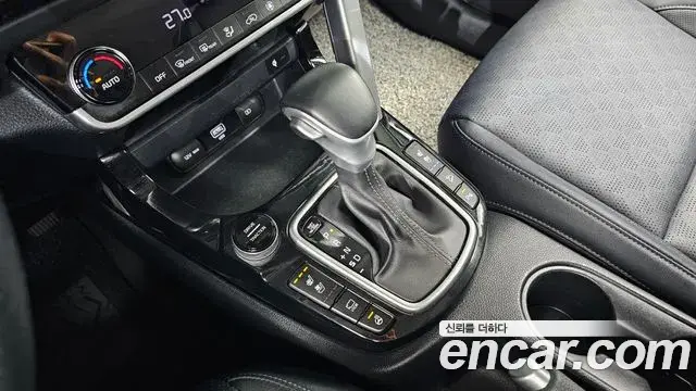 Kia Seltos 2022 — ფოტო 12/20