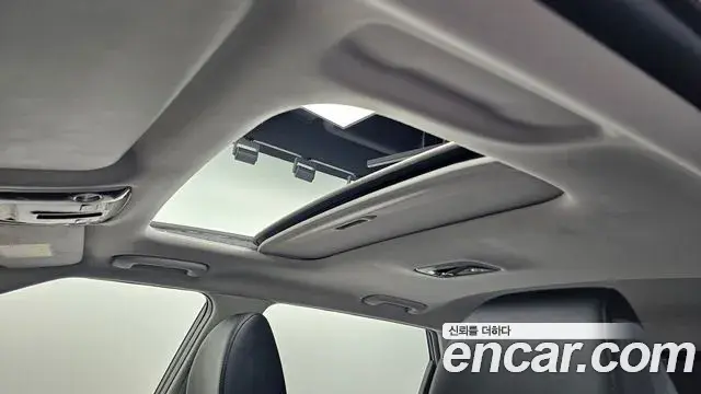Kia Seltos 2022 — ფოტო 19/20