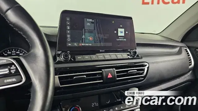 Kia Seltos 2022 — ფოტო 9/20