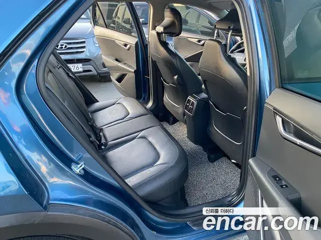 Kia Niro 2022 — ფოტო 2/20