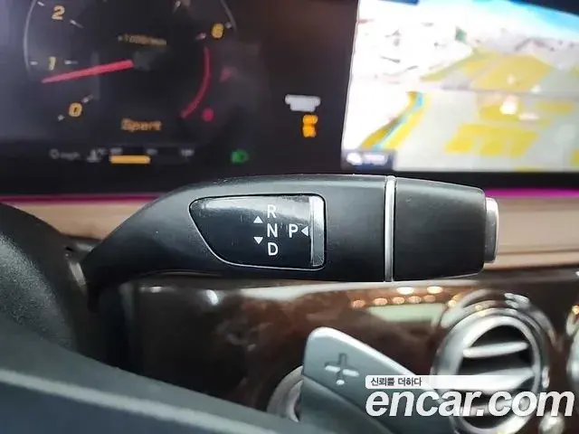 Mercedes-Benz S-Class 2018 — ფოტო 16/18