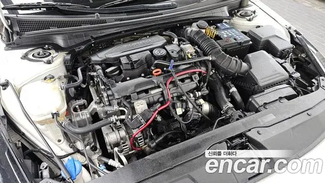 Hyundai The New Avante Hybrid 2021 — Şəkil 6/20