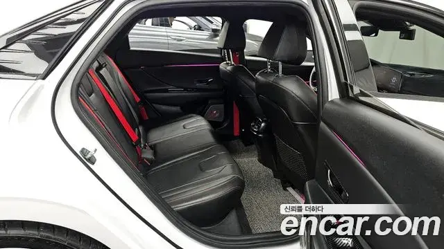 Hyundai The New Avante Hybrid 2021 — Şəkil 13/20