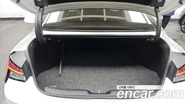 Hyundai The New Avante Hybrid 2021 — Şəkil 3/20